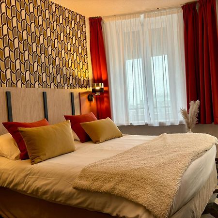 Ambassadeur Hotel - Cherbourg Port De Plaisance Cherbourg-en-Cotentin Exterior foto