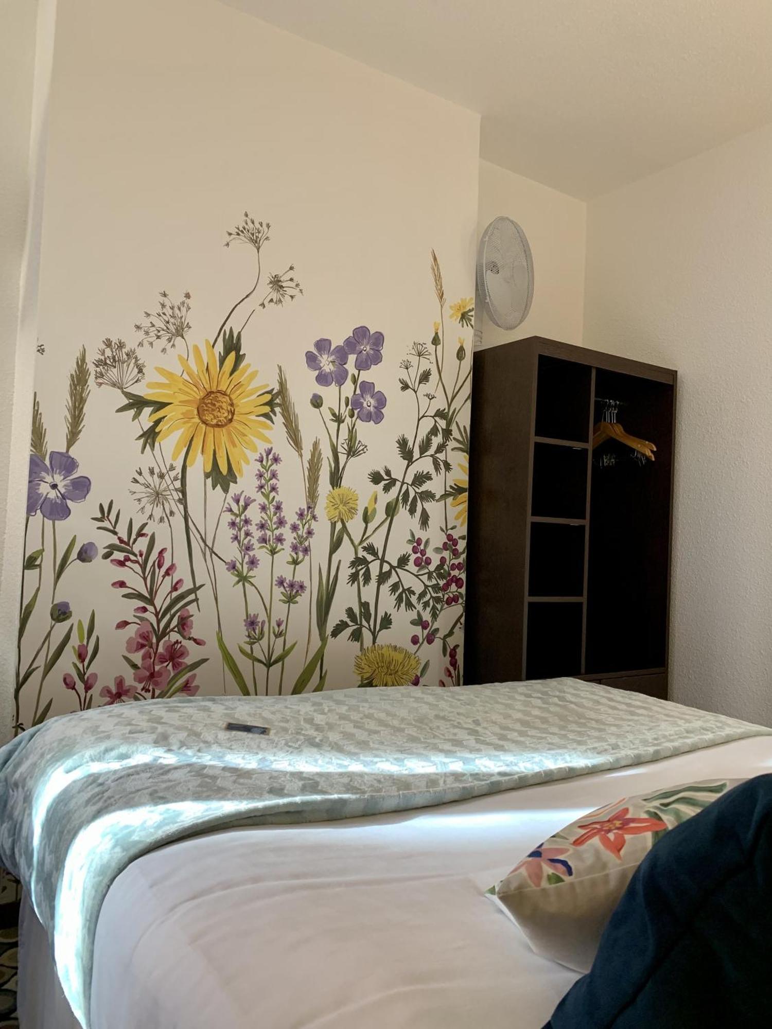 Ambassadeur Hotel - Cherbourg Port De Plaisance Cherbourg-en-Cotentin Exterior foto