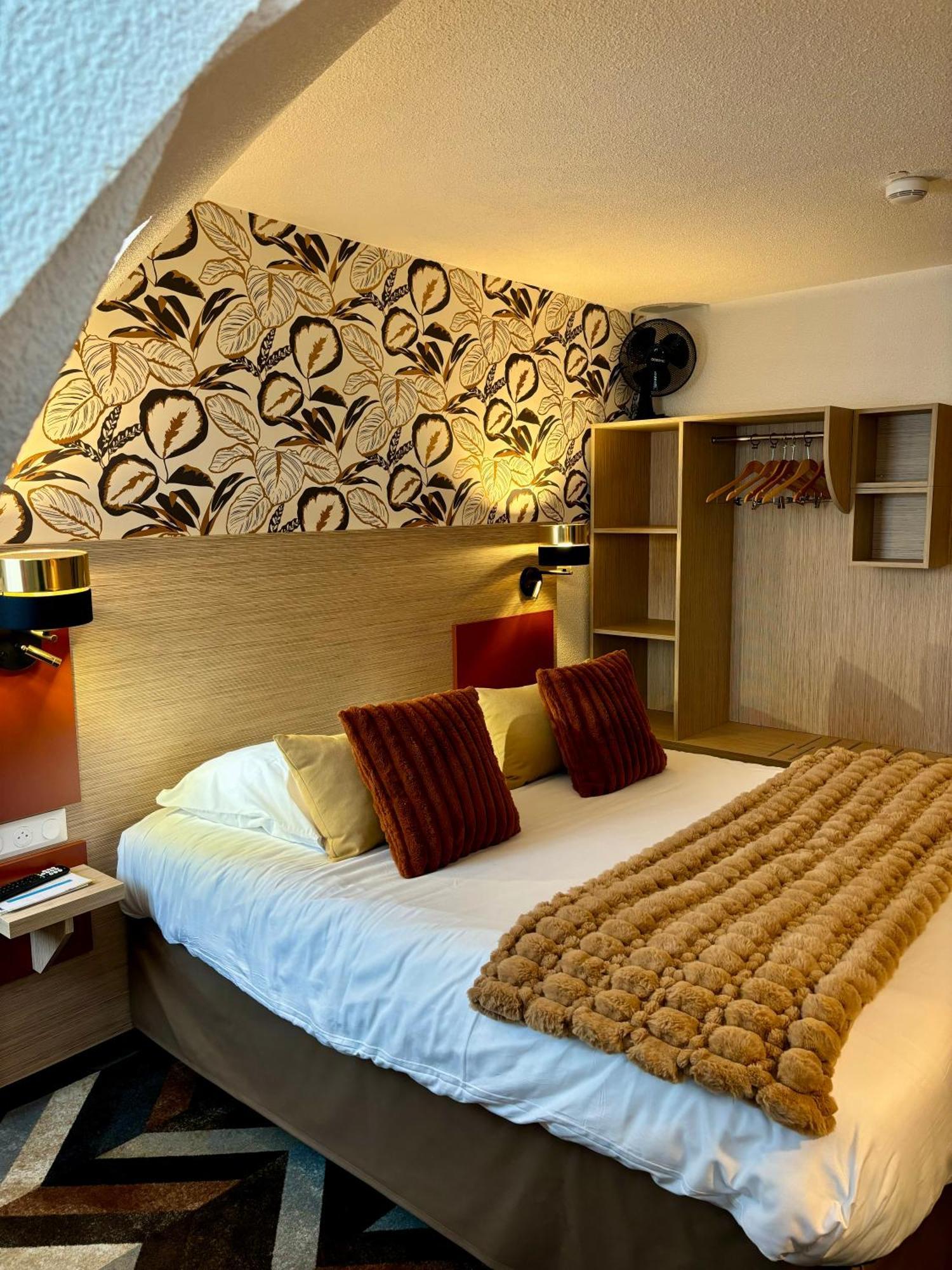 Ambassadeur Hotel - Cherbourg Port De Plaisance Cherbourg-en-Cotentin Exterior foto
